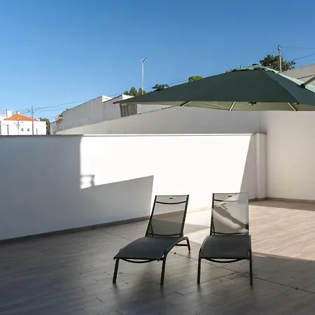 Zahra Place - Stylish Flat Nazare Exterior photo
