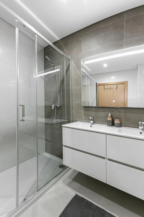 Zahra Place - Stylish Flat Apartment *